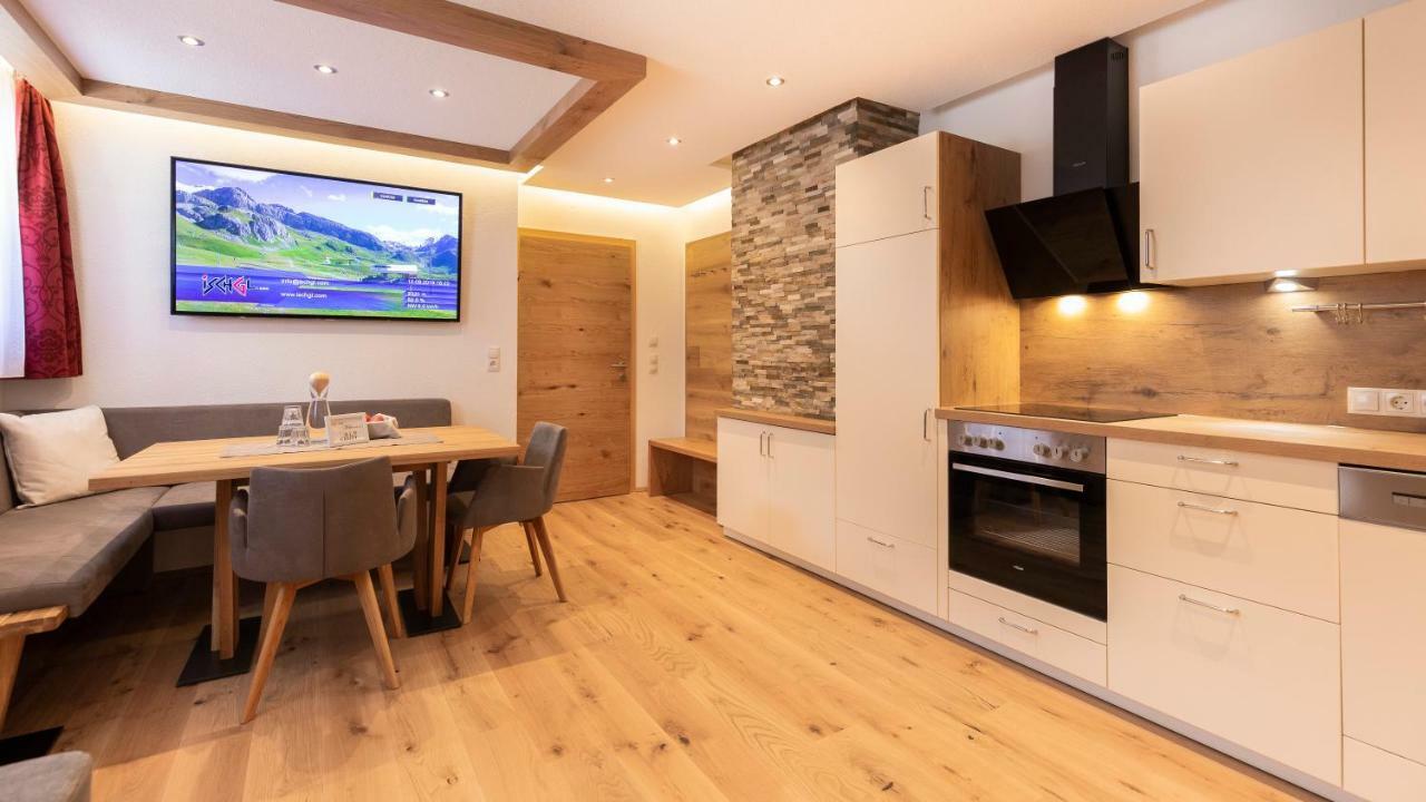 Alp Chalet In Kappl Bei Ischgl מראה חיצוני תמונה